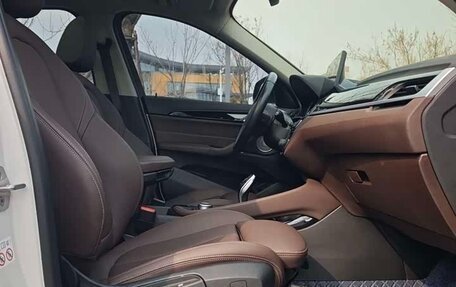 BMW X1, 2022 год, 2 200 000 рублей, 17 фотография