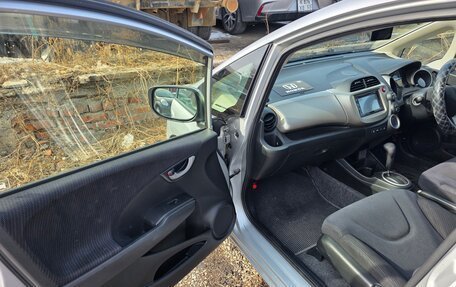 Honda Fit III, 2013 год, 715 000 рублей, 8 фотография