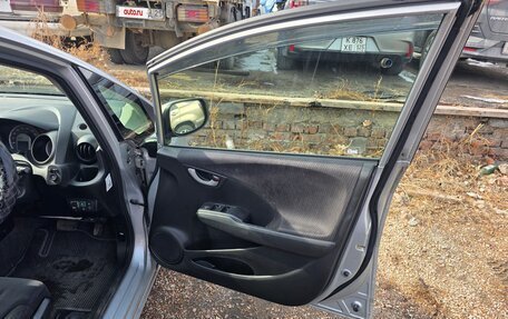 Honda Fit III, 2013 год, 715 000 рублей, 17 фотография