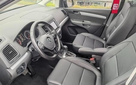 Volkswagen Sharan II, 2016 год, 1 320 000 рублей, 9 фотография