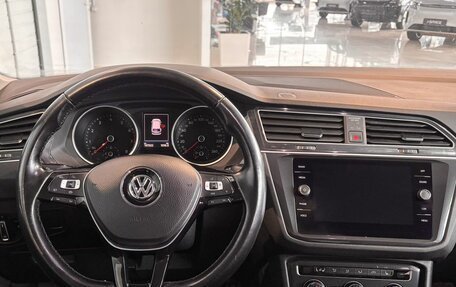 Volkswagen Tiguan II, 2019 год, 2 249 000 рублей, 17 фотография