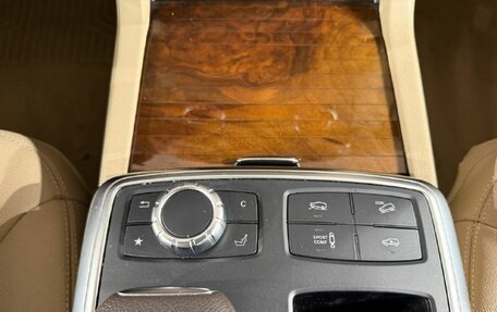 Mercedes-Benz M-Класс, 2015 год, 2 590 000 рублей, 12 фотография