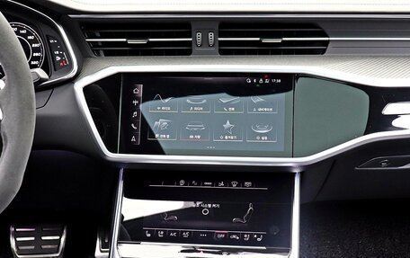 Audi RS 7, 2022 год, 14 500 017 рублей, 14 фотография