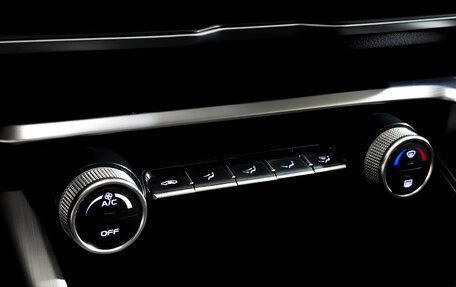 Geely Coolray I, 2022 год, 1 075 000 рублей, 24 фотография