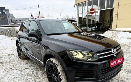 Volkswagen Touareg III, 2011 год, 2 350 000 рублей, 1 фотография