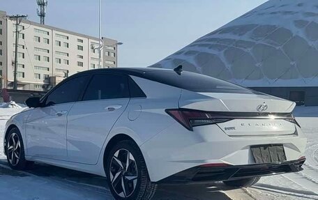 Hyundai Elantra, 2022 год, 1 550 000 рублей, 6 фотография
