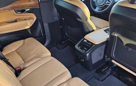 Volvo XC90 II рестайлинг, 2017 год, 3 800 000 рублей, 23 фотография