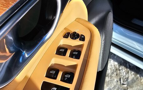 Volvo XC90 II рестайлинг, 2017 год, 3 800 000 рублей, 30 фотография