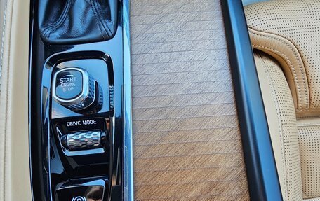 Volvo XC90 II рестайлинг, 2017 год, 3 800 000 рублей, 38 фотография