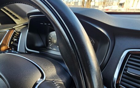 Volvo XC90 II рестайлинг, 2017 год, 3 800 000 рублей, 34 фотография