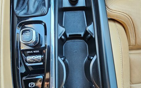 Volvo XC90 II рестайлинг, 2017 год, 3 800 000 рублей, 37 фотография