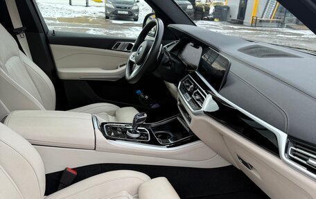 BMW X5, 2021 год, 8 000 000 рублей, 3 фотография