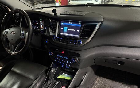 Hyundai Tucson III, 2017 год, 2 100 000 рублей, 11 фотография