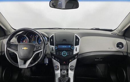 Chevrolet Cruze II, 2013 год, 990 000 рублей, 16 фотография