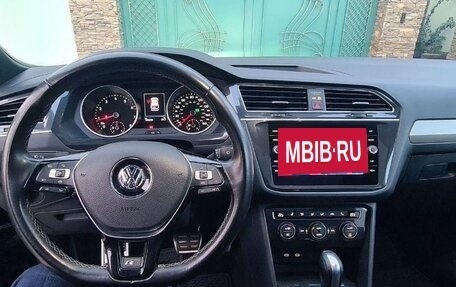 Volkswagen Tiguan II, 2021 год, 3 990 000 рублей, 15 фотография