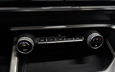 Geely Coolray I, 2023 год, 1 270 000 рублей, 21 фотография