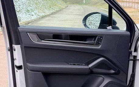 Porsche Cayenne III, 2025 год, 17 800 000 рублей, 18 фотография