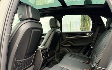 Porsche Cayenne III, 2025 год, 17 800 000 рублей, 17 фотография