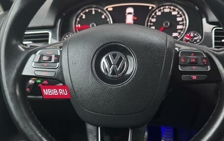 Volkswagen Touareg III, 2011 год, 2 350 000 рублей, 7 фотография