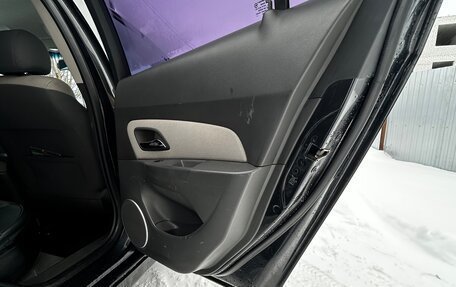 Chevrolet Cruze II, 2009 год, 650 000 рублей, 21 фотография