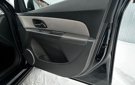 Chevrolet Cruze II, 2009 год, 650 000 рублей, 24 фотография