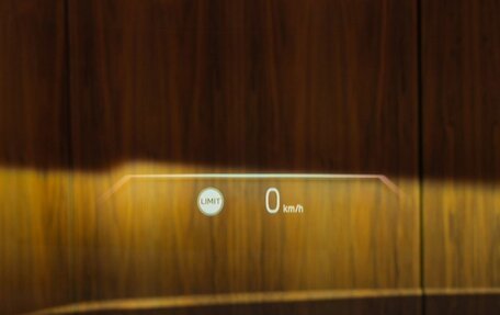 BMW 5 серия, 2025 год, 11 000 000 рублей, 15 фотография