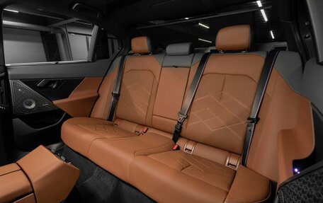 BMW 5 серия, 2025 год, 11 000 000 рублей, 28 фотография