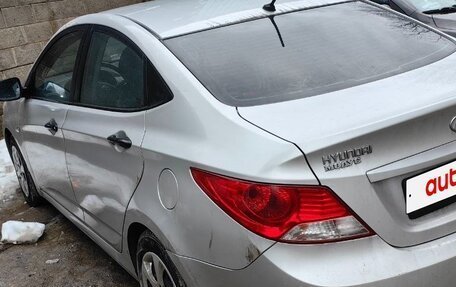 Hyundai Solaris II рестайлинг, 2012 год, 930 000 рублей, 3 фотография