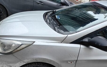 Hyundai Solaris II рестайлинг, 2012 год, 930 000 рублей, 6 фотография