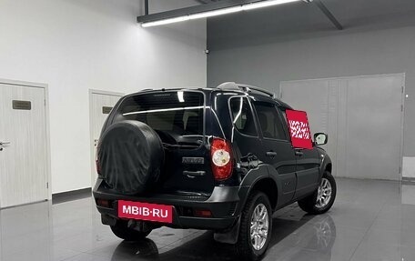 Chevrolet Niva I рестайлинг, 2019 год, 795 000 рублей, 2 фотография