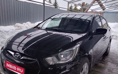 Hyundai Solaris II рестайлинг, 2014 год, 950 000 рублей, 2 фотография