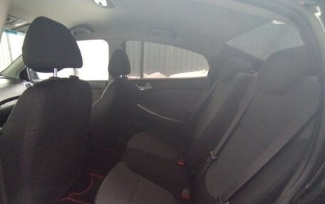 Hyundai Solaris II рестайлинг, 2014 год, 950 000 рублей, 5 фотография