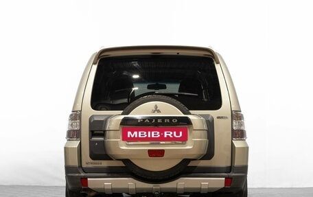 Mitsubishi Pajero IV, 2006 год, 1 699 000 рублей, 6 фотография
