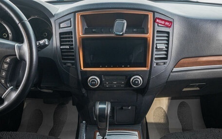 Mitsubishi Pajero IV, 2006 год, 1 699 000 рублей, 19 фотография