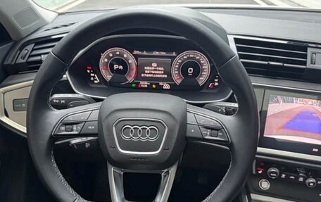 Audi Q3, 2022 год, 2 590 000 рублей, 15 фотография