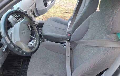 Hyundai Accent II, 2004 год, 400 000 рублей, 2 фотография