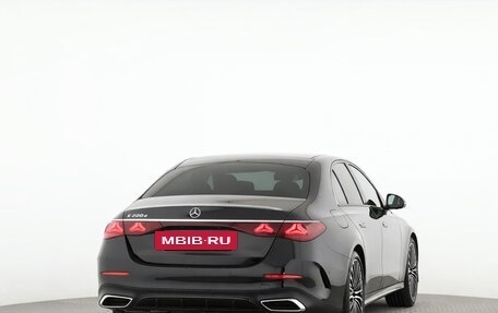 Mercedes-Benz E-Класс, 2025 год, 7 690 000 рублей, 4 фотография