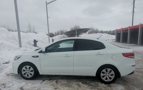KIA Rio III рестайлинг, 2016 год, 1 134 000 рублей, 4 фотография