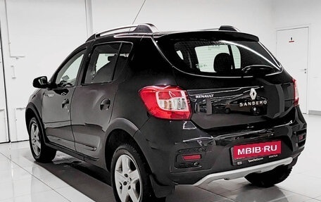 Renault Sandero II рестайлинг, 2015 год, 829 000 рублей, 11 фотография