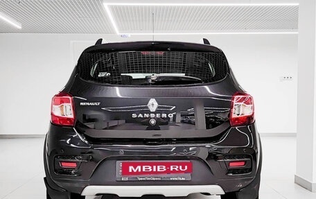 Renault Sandero II рестайлинг, 2015 год, 829 000 рублей, 10 фотография