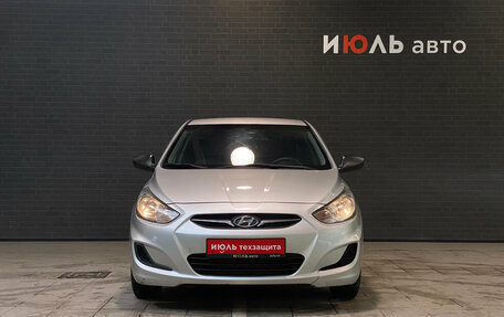 Hyundai Solaris II рестайлинг, 2013 год, 600 000 рублей, 2 фотография