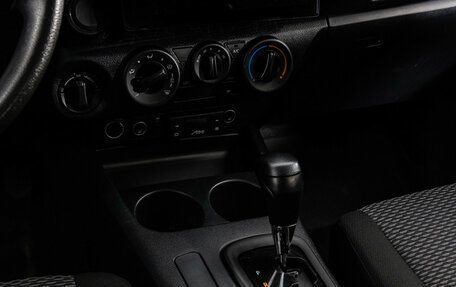 Toyota Hilux VIII, 2022 год, 4 099 000 рублей, 14 фотография