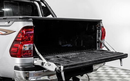 Toyota Hilux VIII, 2022 год, 4 099 000 рублей, 23 фотография