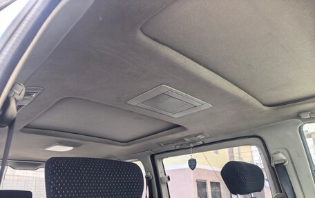Nissan Elgrand III, 2002 год, 1 500 000 рублей, 12 фотография