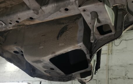 Nissan Elgrand III, 2002 год, 1 500 000 рублей, 24 фотография