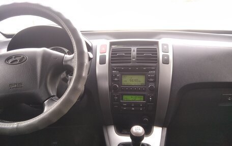 Hyundai Tucson III, 2009 год, 870 000 рублей, 10 фотография