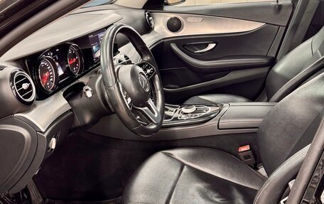 Mercedes-Benz E-Класс, 2019 год, 1 750 000 рублей, 6 фотография