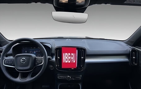 Volvo XC40 I, 2025 год, 5 190 000 рублей, 4 фотография