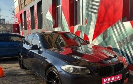 BMW 5 серия, 2010 год, 1 300 000 рублей, 7 фотография