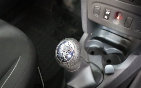 Renault Sandero II рестайлинг, 2015 год, 799 000 рублей, 10 фотография